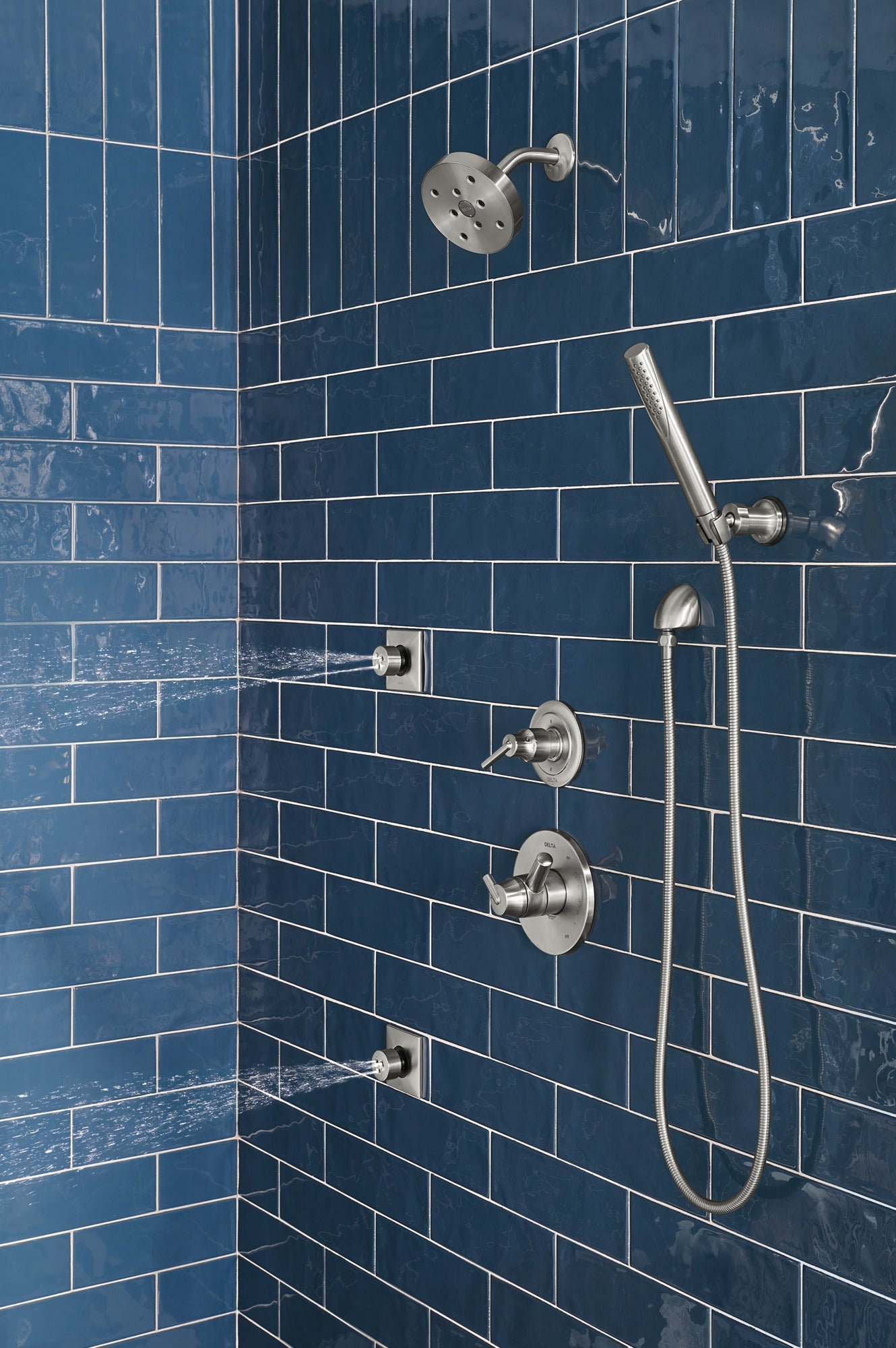 Delta Trinsic T17259 Monitor 17 Series H2OKINETIC Shower Trim