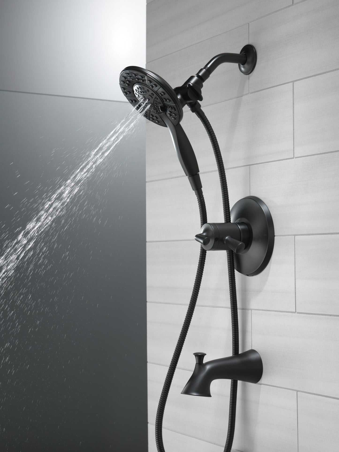 Delta Kayra: Monitor 17 Series Tub and Shower Trim