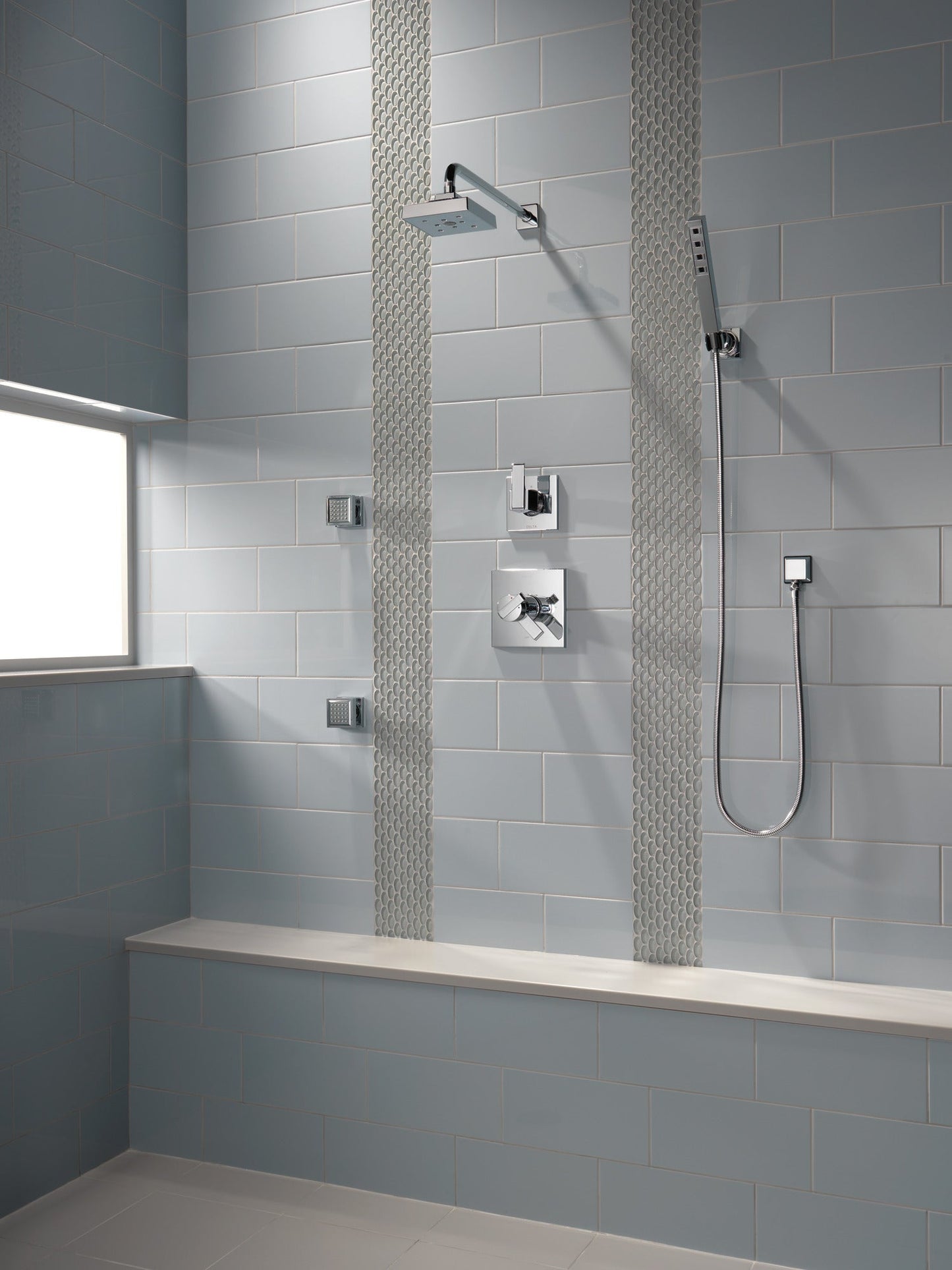Delta Ara T17T267 TempAssure 17T Series H2OKINETIC Shower Trim