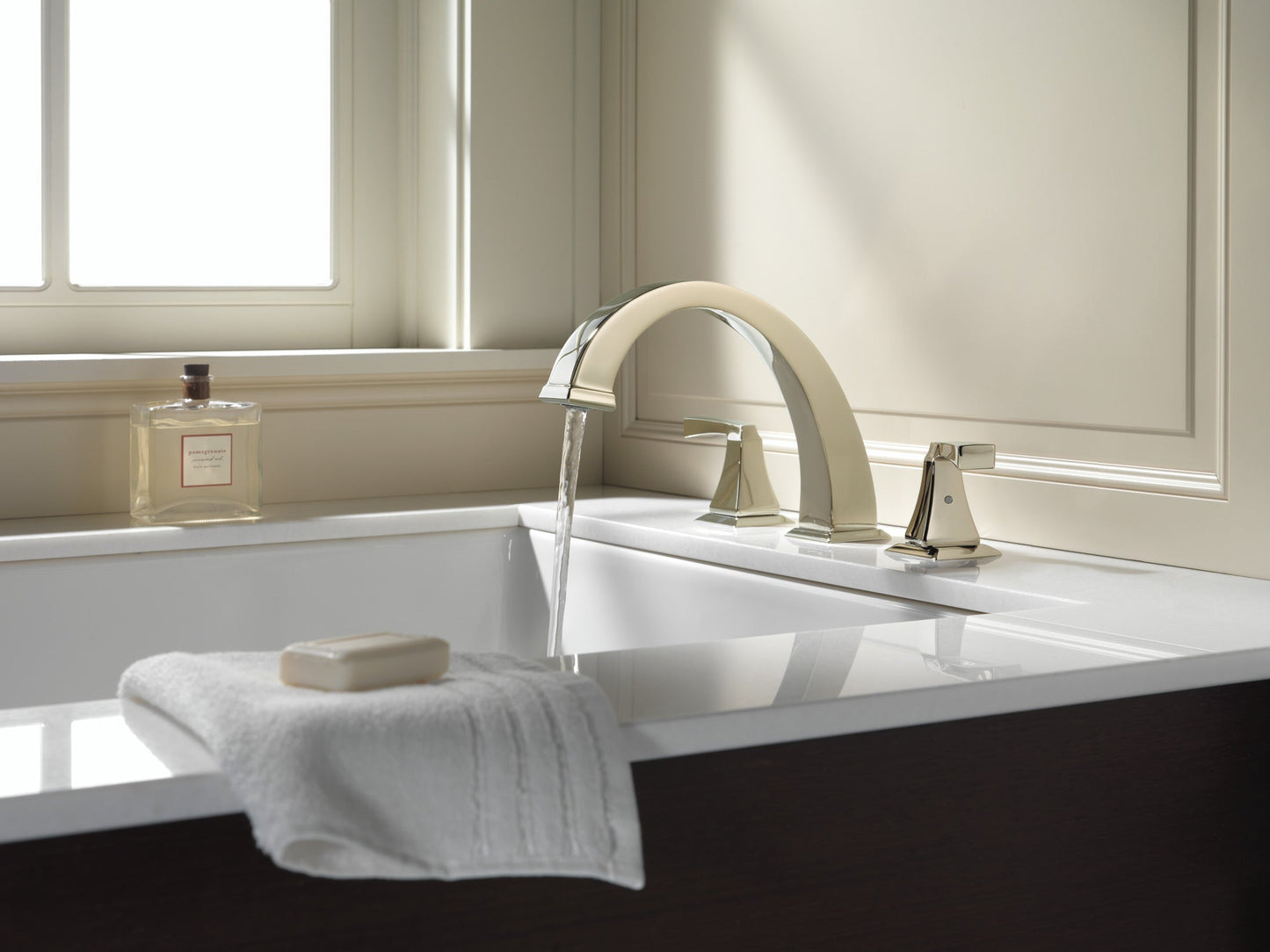 Delta Dryden T2751 Roman Tub Trim