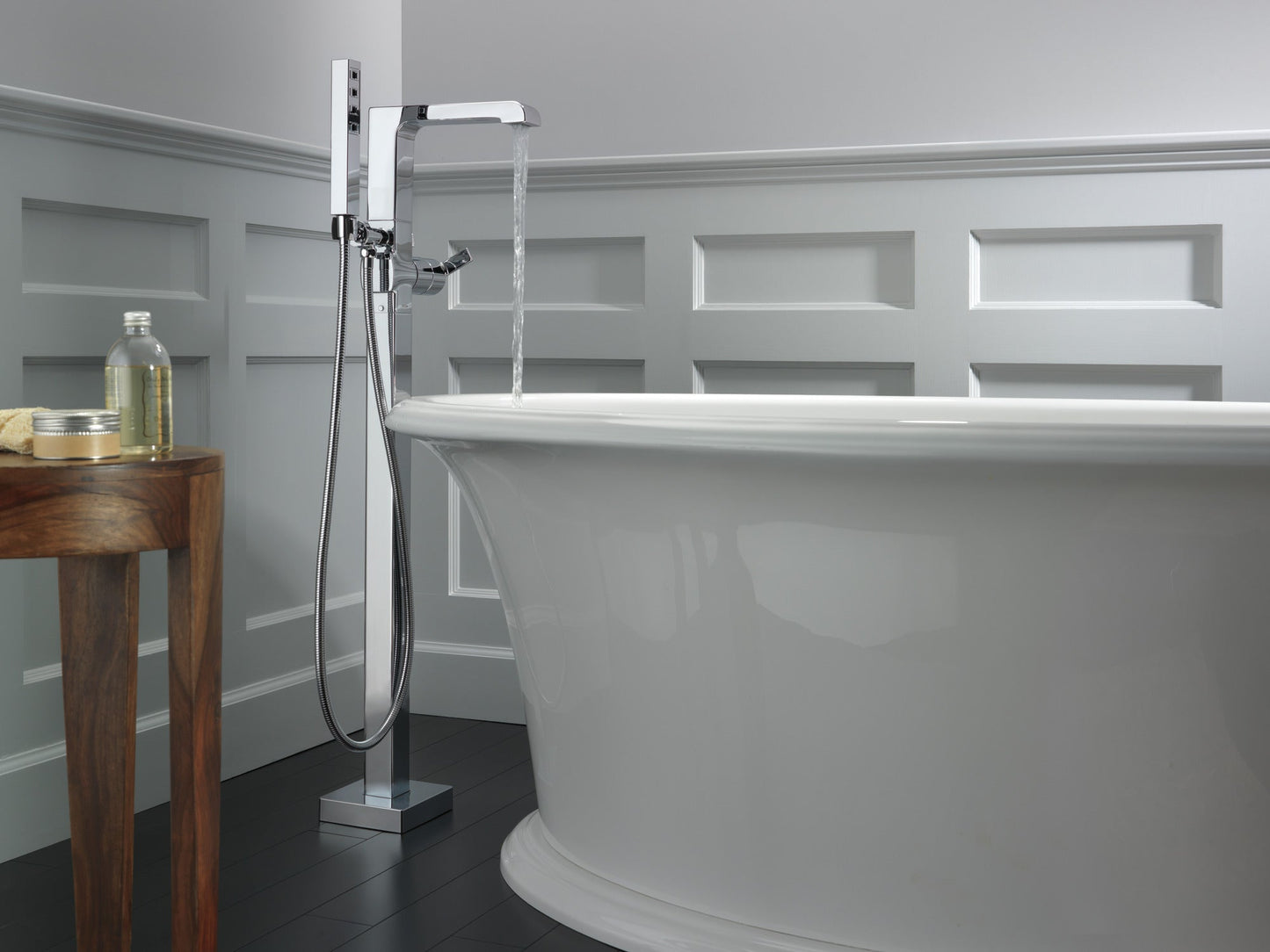 Delta Ara T4767 Single Handle Floor Mount Tub Filler Trim with Hand Shower