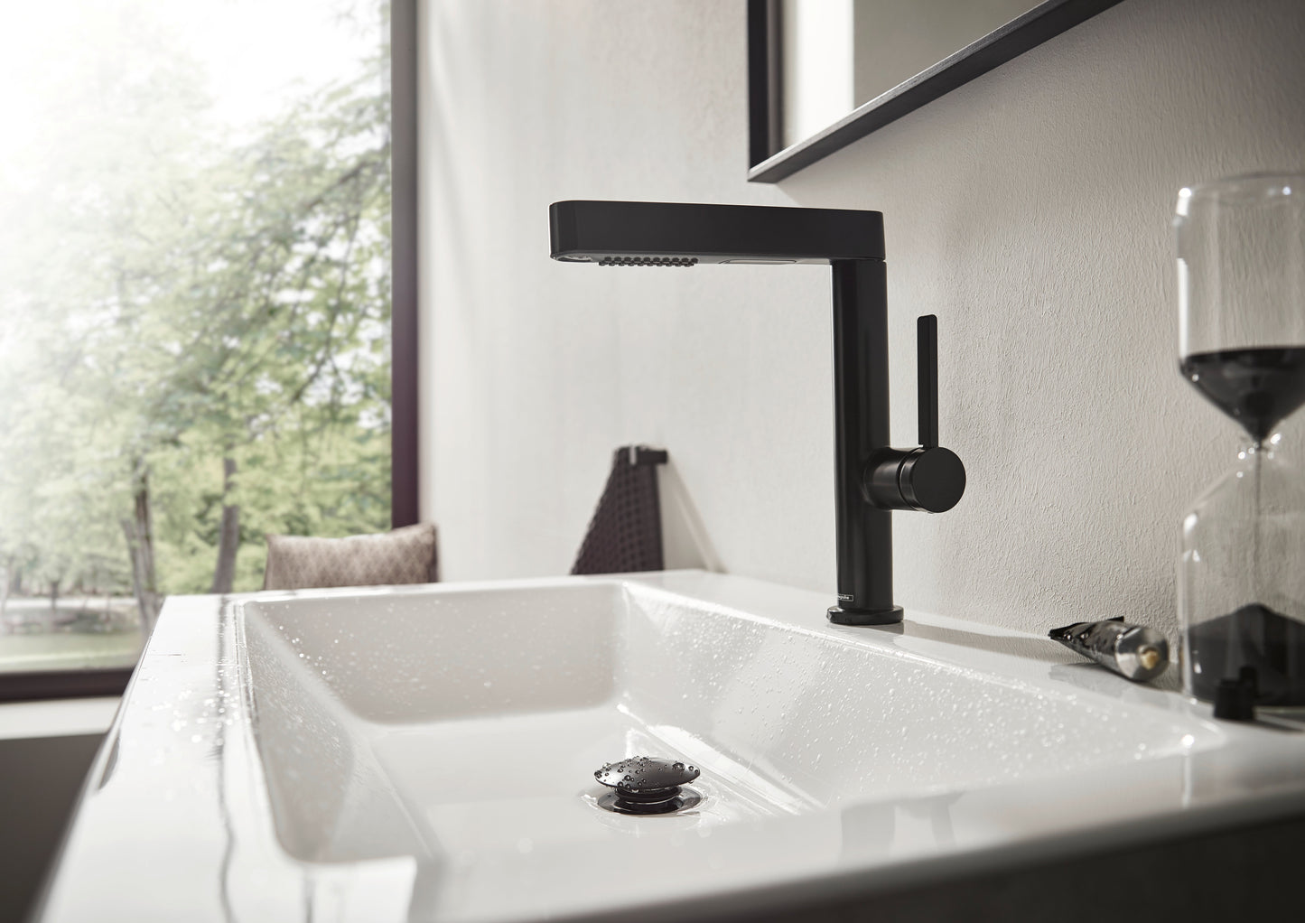 hansgrohe Finoris Single-Hole Faucet 230 with 2-Spray Pull-Out, 1.2 GPM