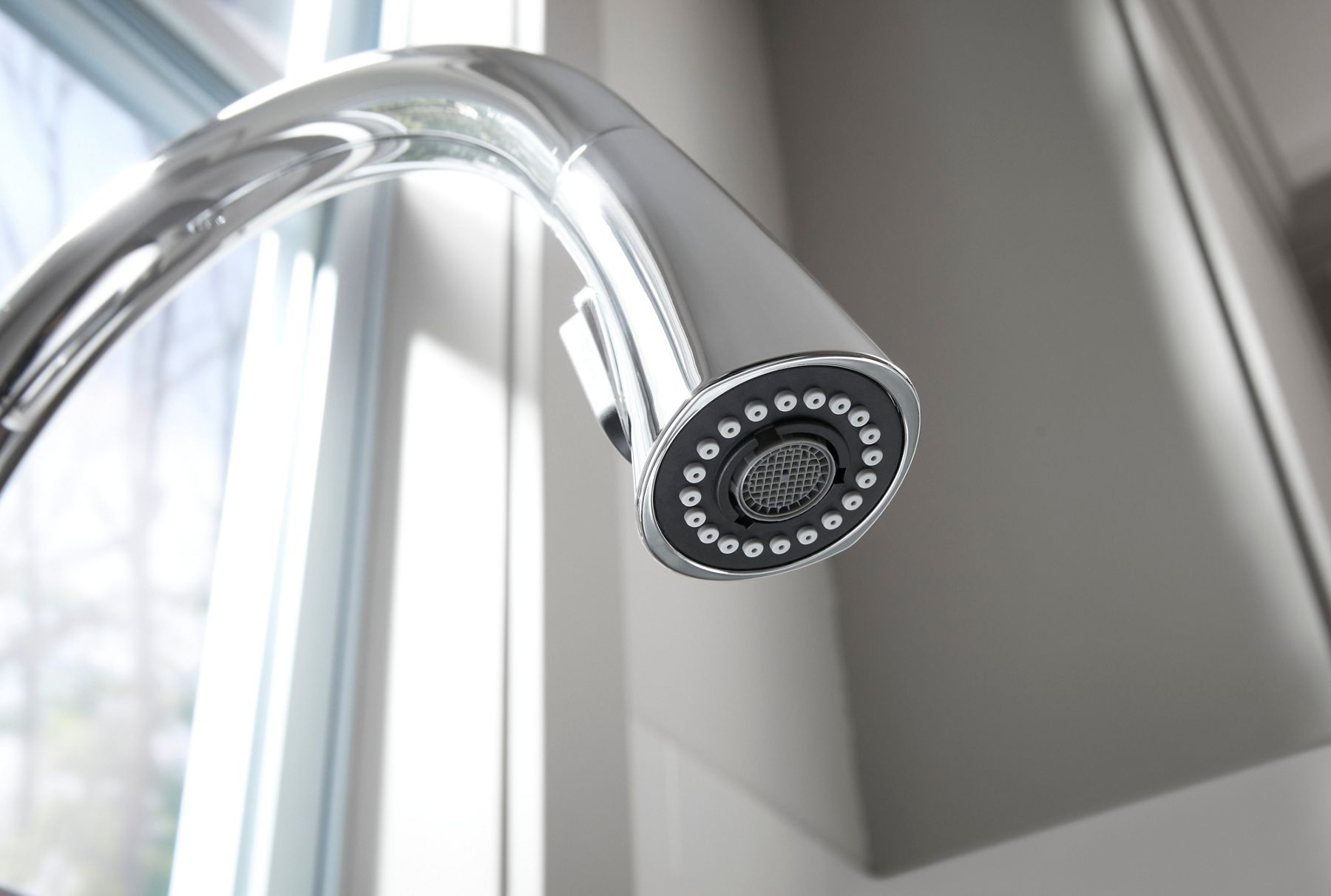Sterling 24276 Valton Pull-down Single-handle Kitchen Faucet, Polished Chrome